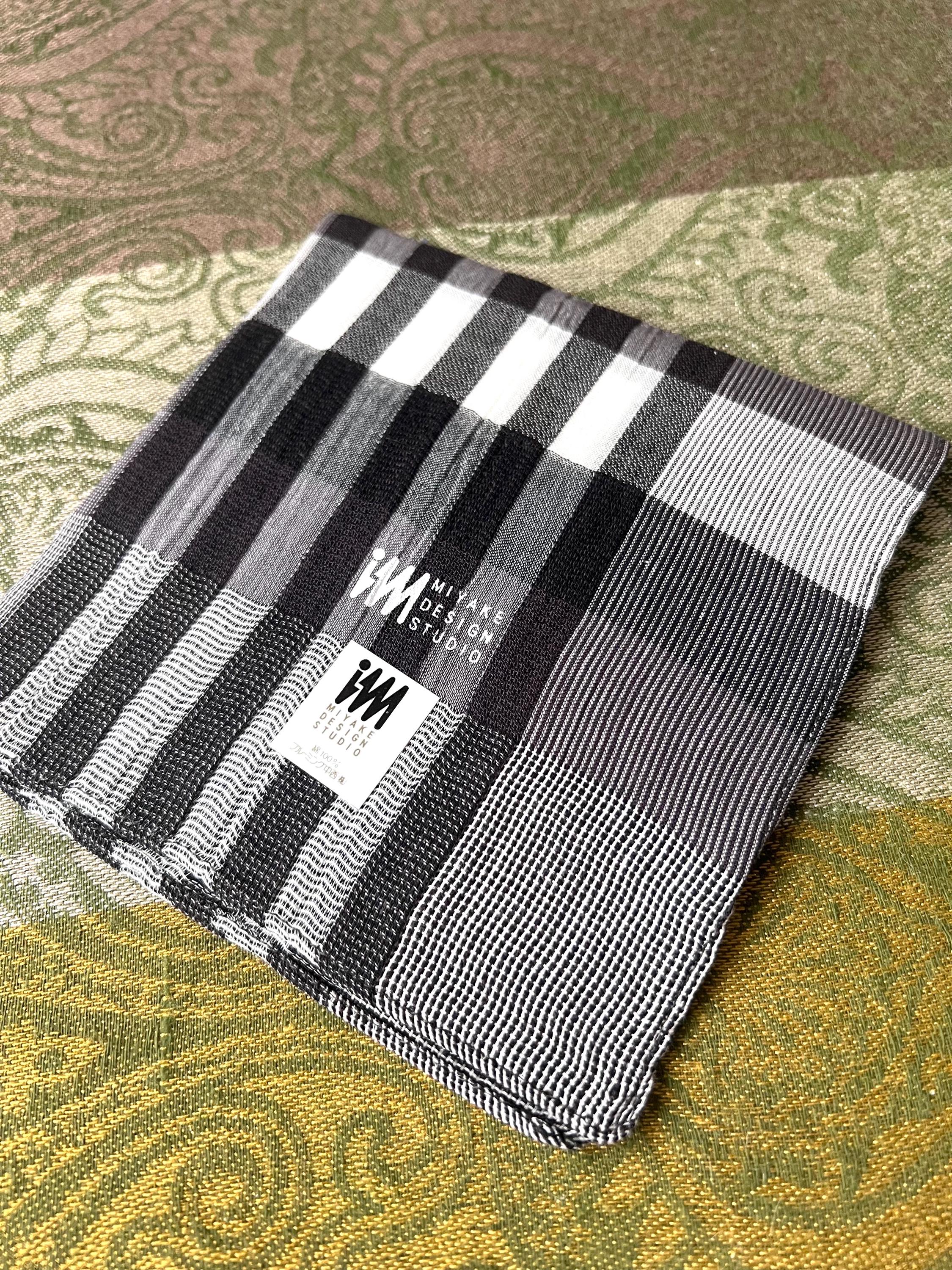 Brand New Modern Japanese Style Scarf, Issey Miyake,48*56cm